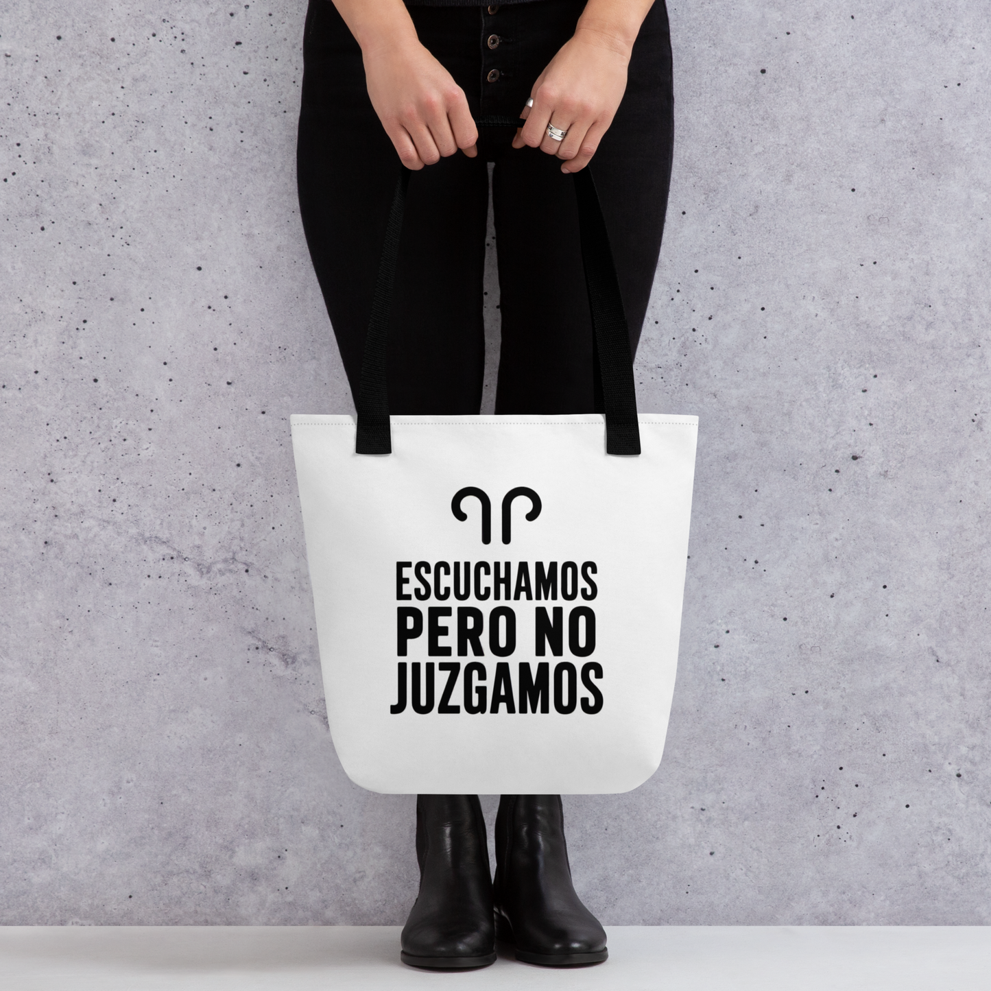 Bolsa de tela Escuchamos pero no Juzgamos Minimalista